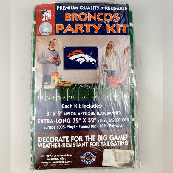 Broncos Premium Quality NFL Broncos Party Kit Football Tablecloth Team Banner - Picture 1 of 2